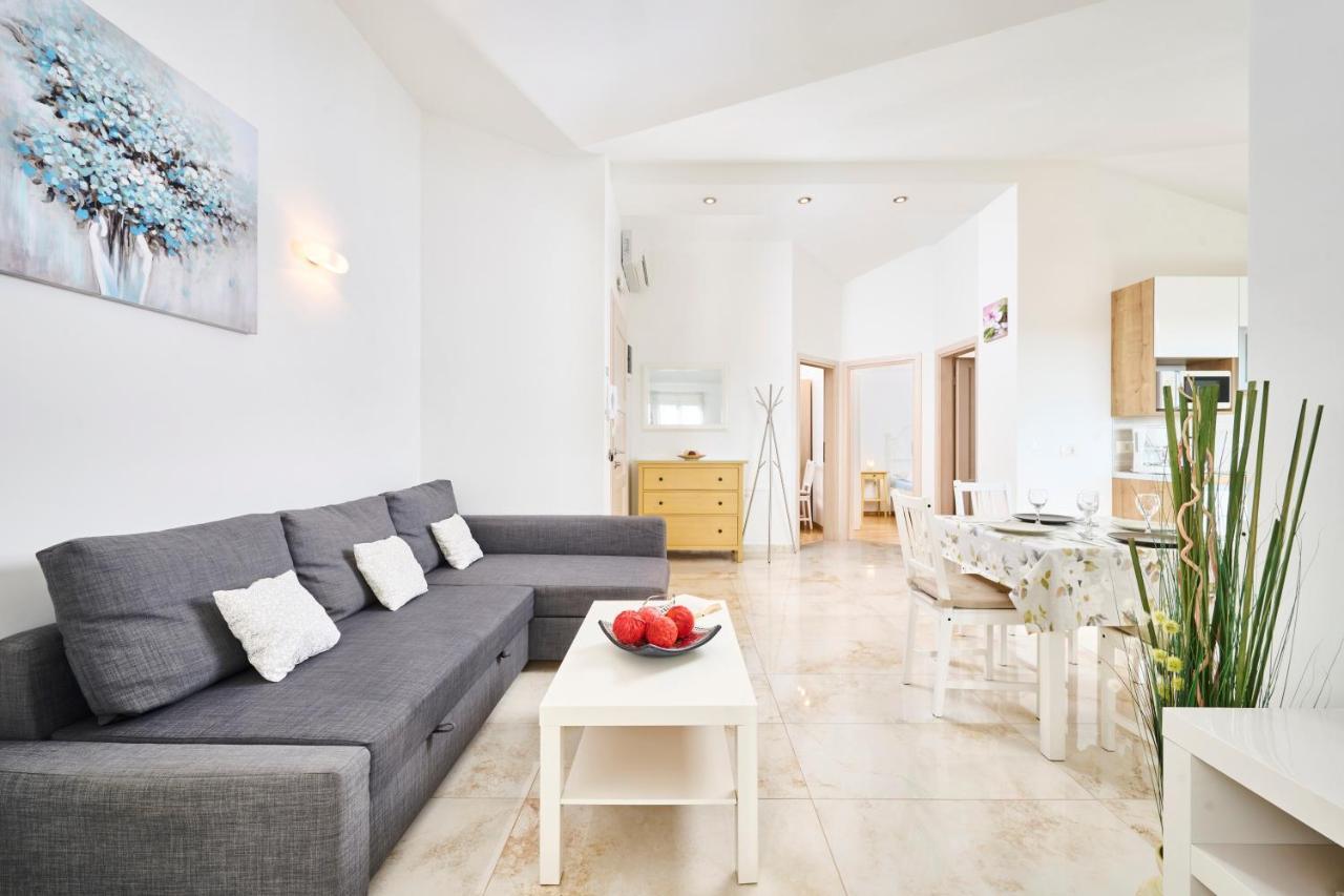 Elia Apartments Savudrija Esterno foto